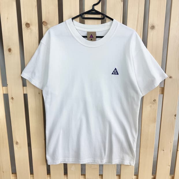 (S) 나이키 ACG 로고 반팔 티셔츠 화이트