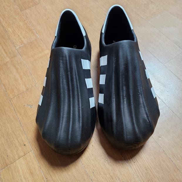 (새제품 수준)아디다스 아디폼 275