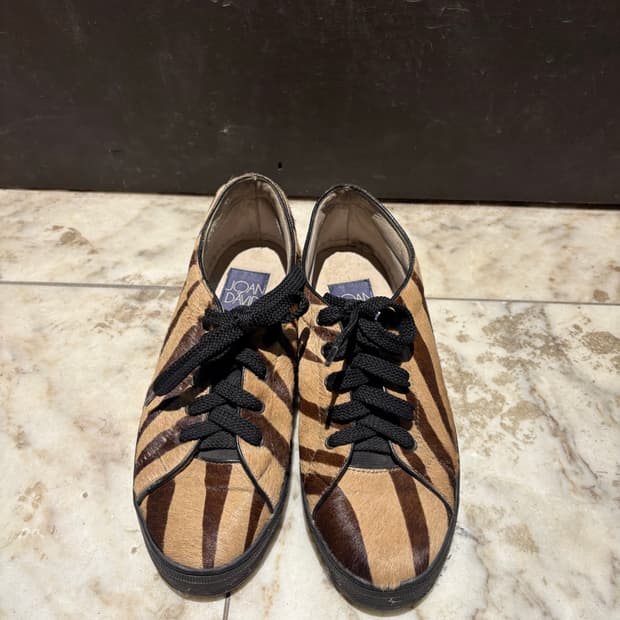 Joan & david 존앤데이비드 이태리 송치 스니커즈