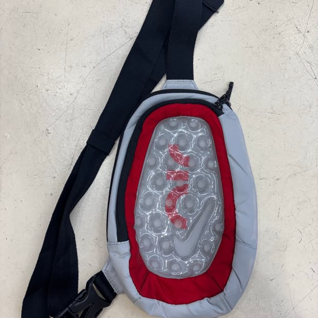 나이키 에어맥스 바디백