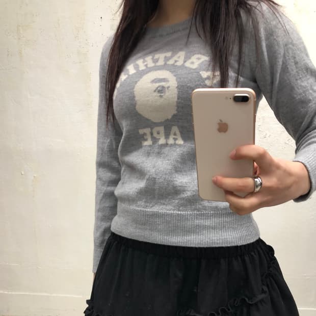 딱붙핏!!!! 베이프 그레이 니트