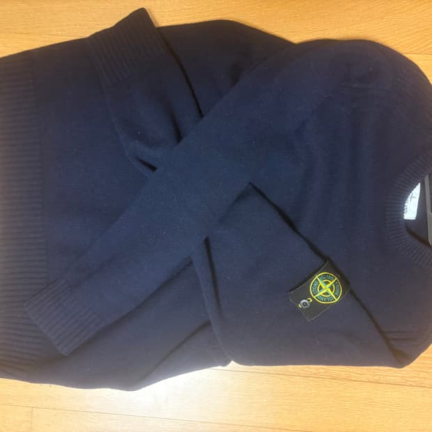스톤아일랜드 니트 네이비