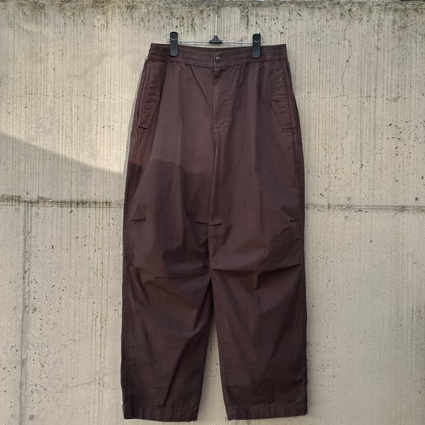 UNIQLO 와이드 파라슈트 팬츠