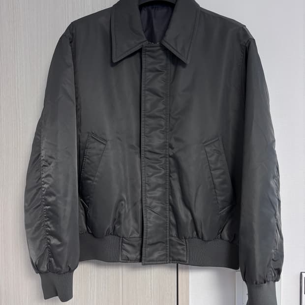 100 L TNGT 타우젠트 나일론 차콜 카라 블루종