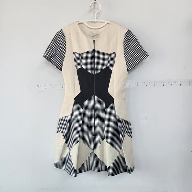 듀엘 체크 패턴 반팔 원피스