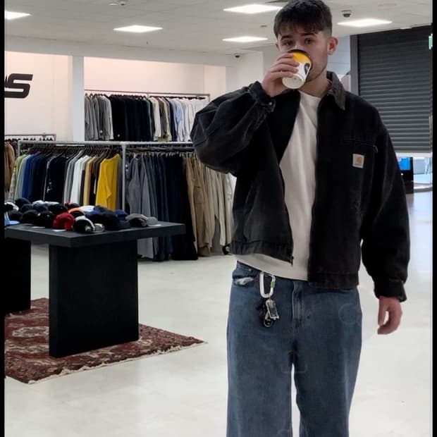 칼하트 wip 디트로이트 자켓 s