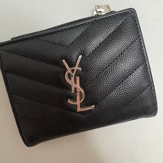 생로랑 지갑