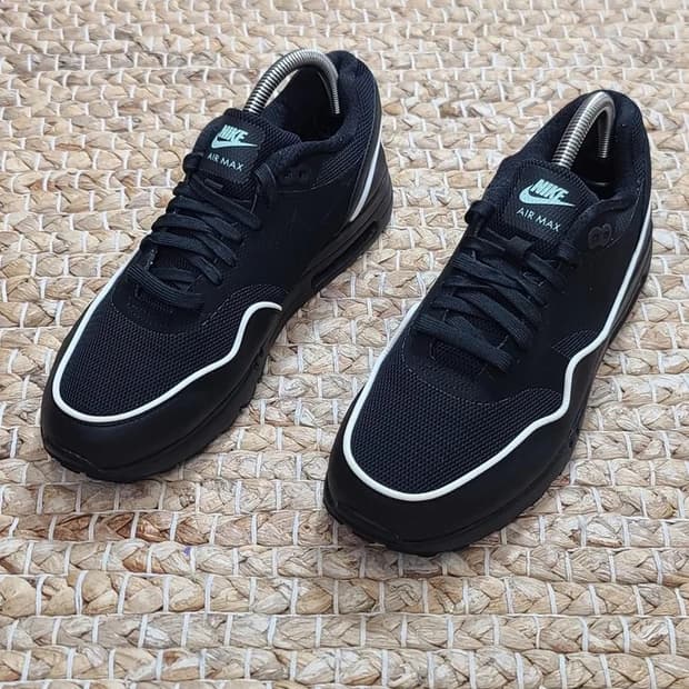 나이키 에어맥스 1 울트라 2.0 에센셜 스니커즈