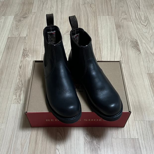 레드윙 클래식 첼시 3194 블랙 하니스 8.5D(265mm)