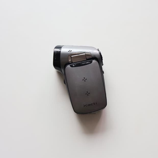 Xacti CG9 Silver