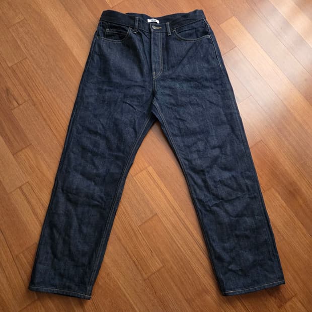 유니클로U 셀비지 레귤러 핏진 32사이즈