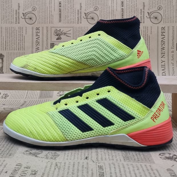 아디다스 프레데터18.3 풋살화250