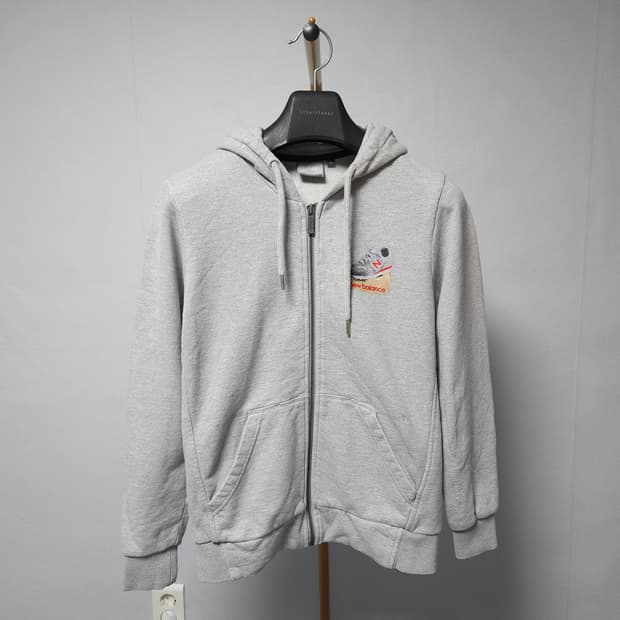 90 ) 뉴발란스 여성 회색 후드집업