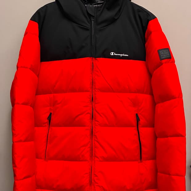 (L~XL)챔피온 EU 배색 후드 푸퍼 패딩 다운 블랙 레드