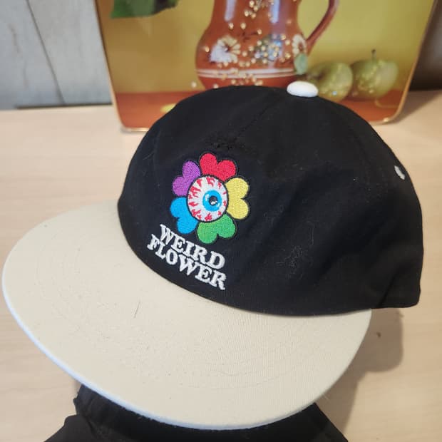 “🧠👁 미쉬카 아이플라워 캡 (스트릿 끝판왕)”