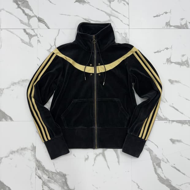 아디다스 벨루어 블랙 트랙탑