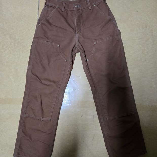 칼하트 b01 더블니 31x30 브라운 새상품 팝니다