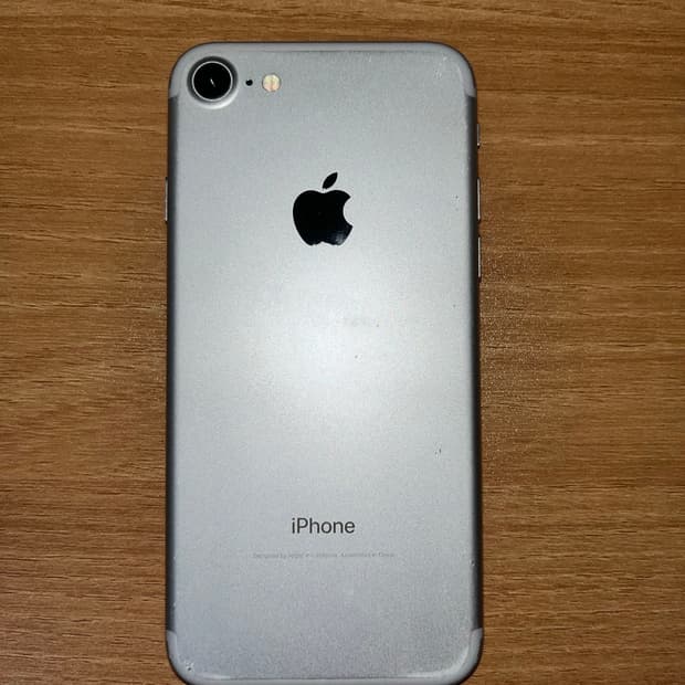 아이폰7 실버 128 배터리100