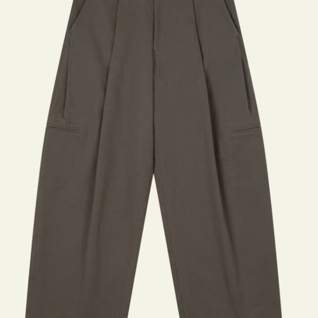 [2]웨이비니스 도슨트 치노 팬츠 차콜 팝니다