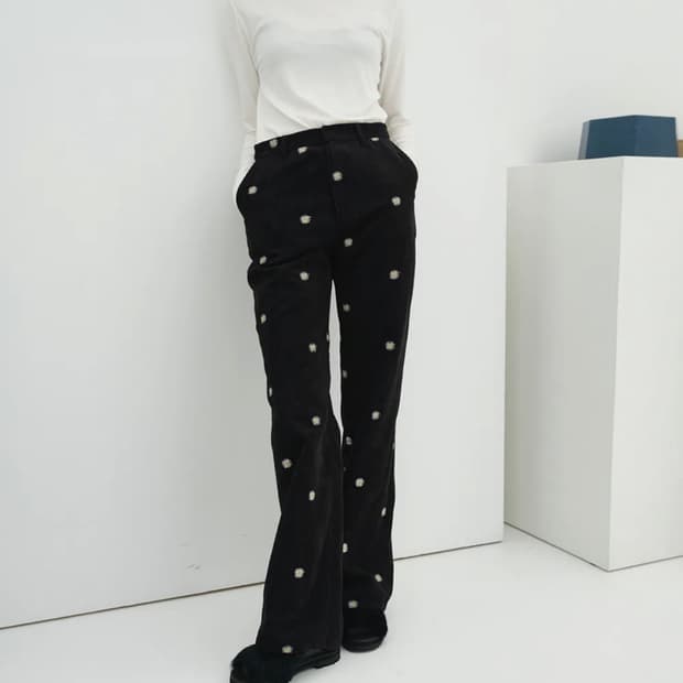 엔조블루스 코듀로이 데이지 부츠컷 팬츠 S