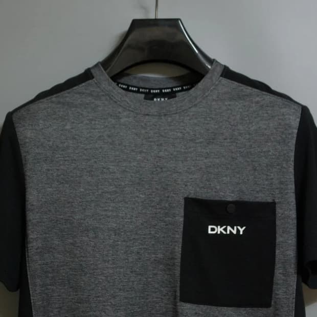 DKNY 포켓 반팔티셔츠 95
