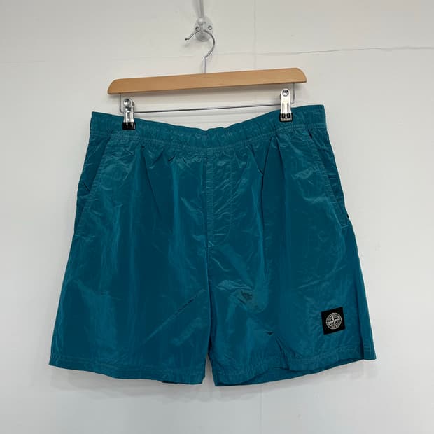 stone island 나일론메탈 스윔쇼츠 에메랄드