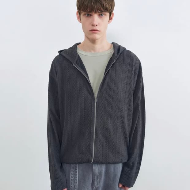 인사일런스 케이블 후드집업