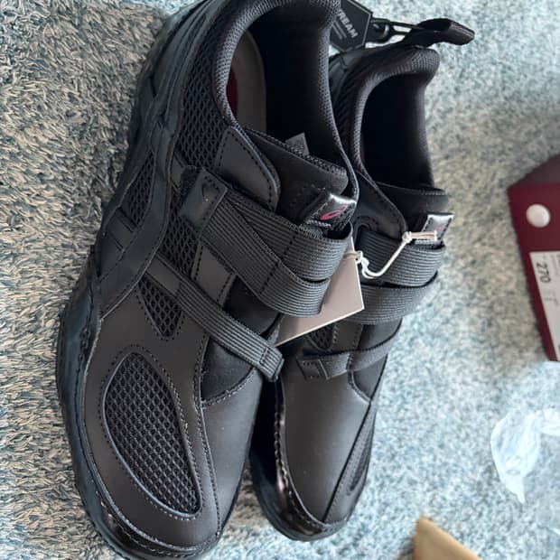 아식스 이세이미야케 블랙 270