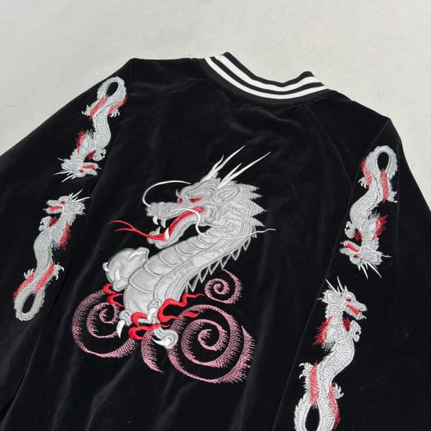 M 빈티지 용자수 블랙 벨벳 스카쟌