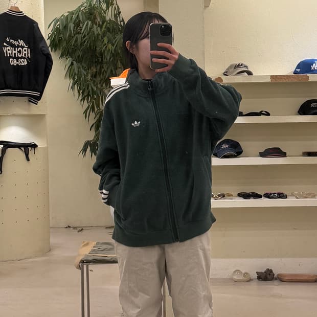 아디다스 그린 부클 트랙탑 져지 U291