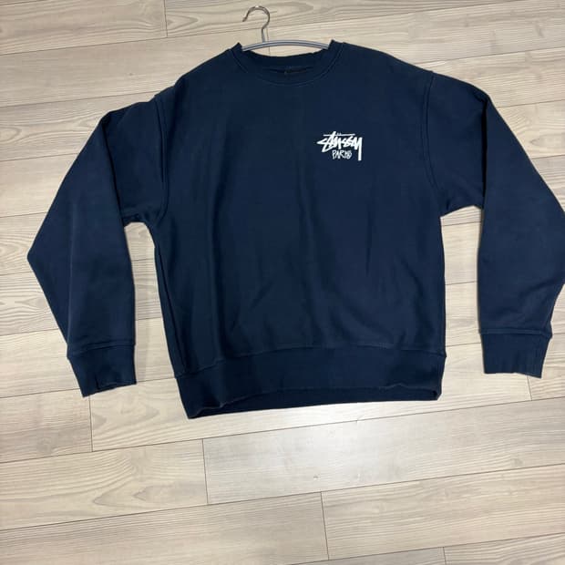 스투시 맨투맨 파리챕터