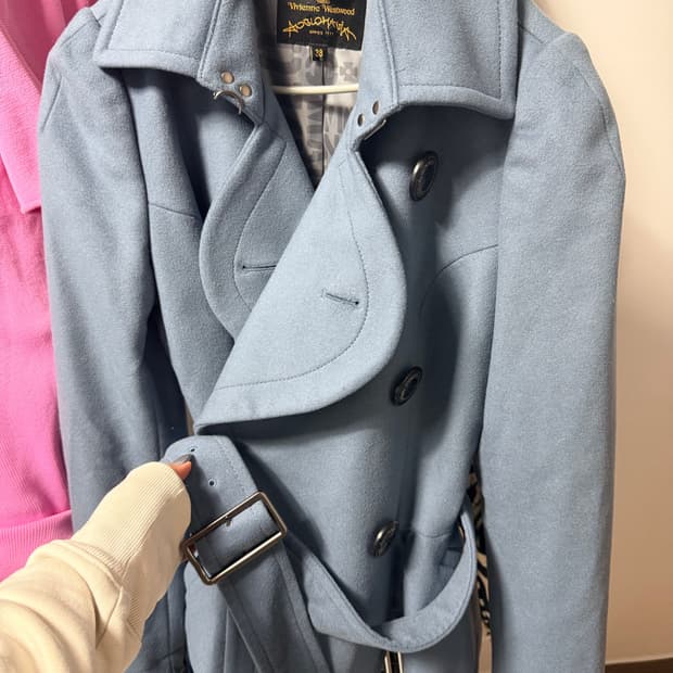 비비안웨스트우드 벨티드코트