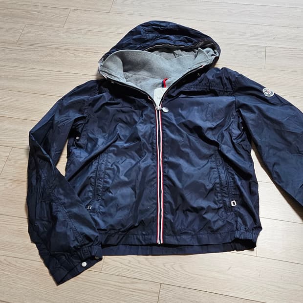 몽클레어 남성용 바람막이 자켓 2호