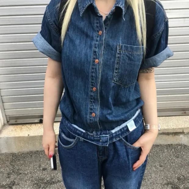 아워캐비넷 셔츠