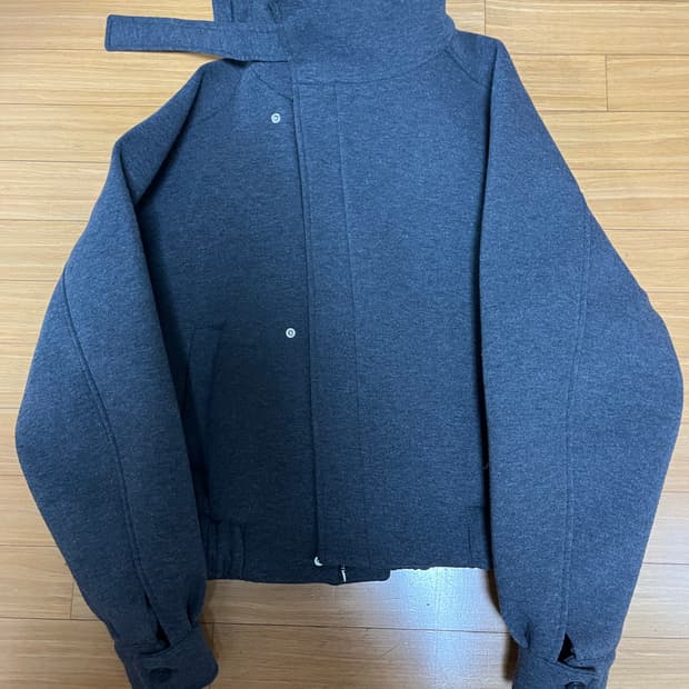 자라 네오프렌 자켓 미듐