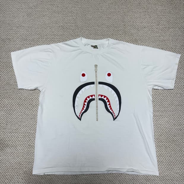 [정품] 베이프 반팔 2XL