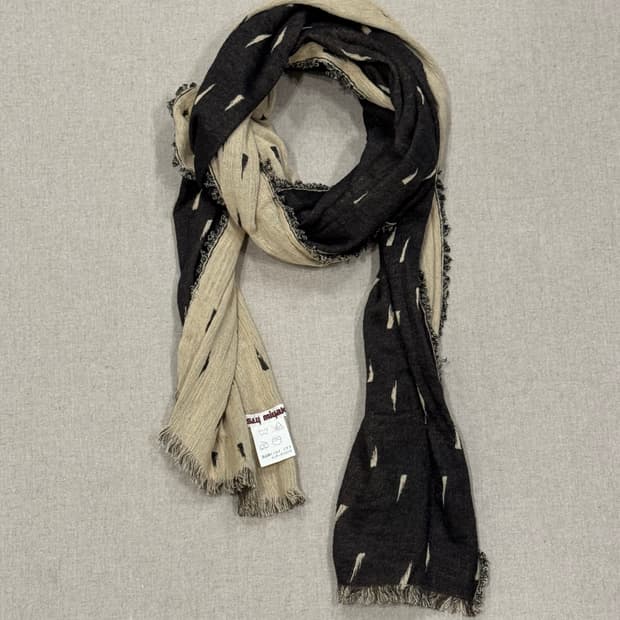 이세이미야케 네일 더블사이드 코튼 머플러