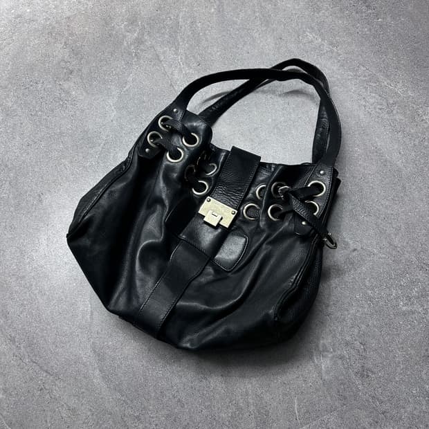 지미추 아일렛 레더 링 백