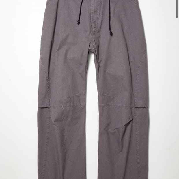 해칭룸 벤티드 팬츠 페이디드 퍼플