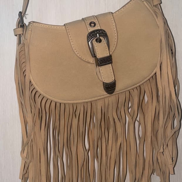 뉴뉴 태슬 숄더백