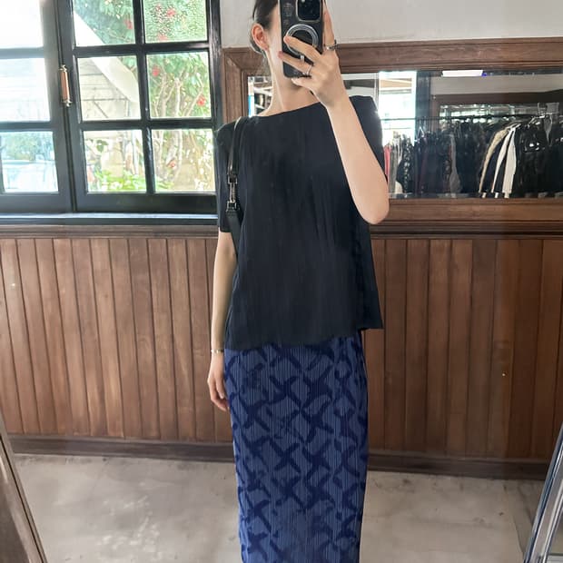 MARNI silk back-button blouse