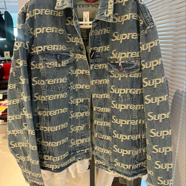 슈프림 데님 트러커 재킷 구할수 없는 SIZE: S 급매