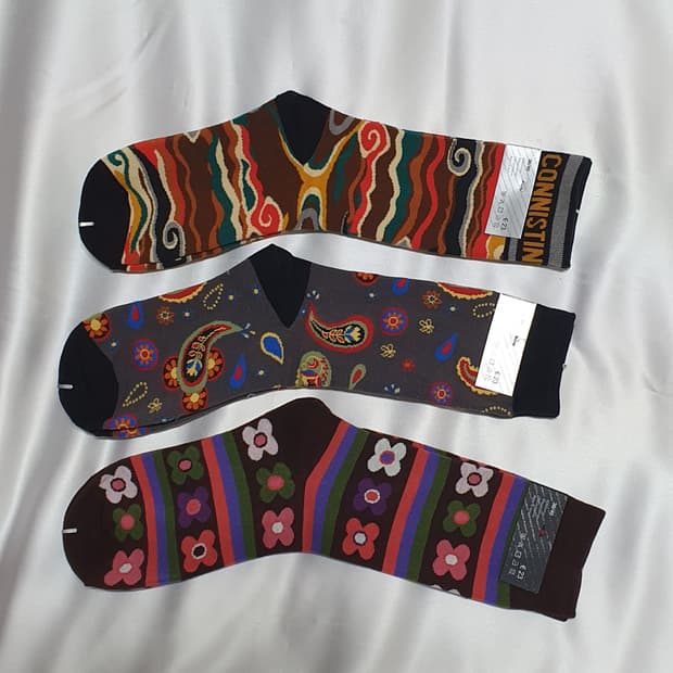 물결 꽃 깃털 CONNISTINE MUSEUM 코니스틴 뮤지엄 양말