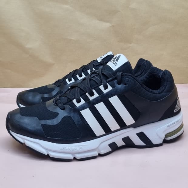 아디다스 이큅먼트10 여성운동화240 