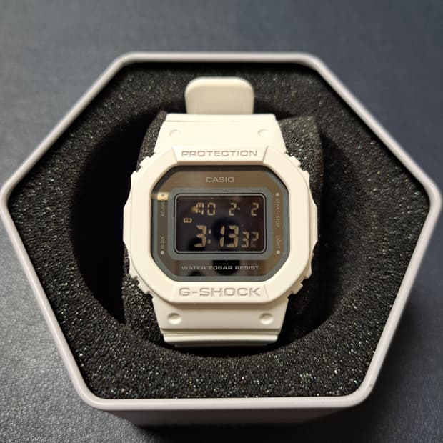 지샥 5600 슬림 (새상품)