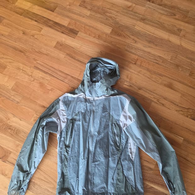 산산기어 바람막이 팝니다 사이즈 3