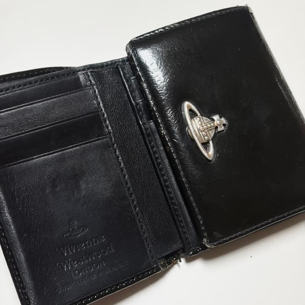 비비안 웨스트우드 반지갑