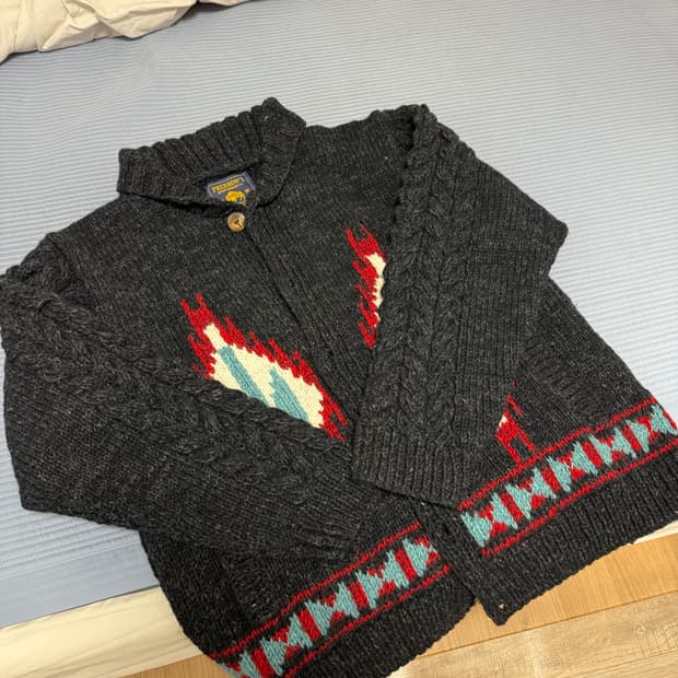 페로우즈 니트 가디건L