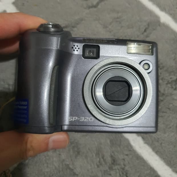 올림푸스 SP-320 디카