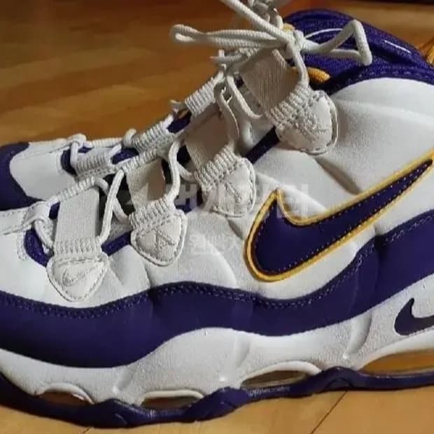 나이키 에어맥스 업템포 레이커스 데릭 피셔 